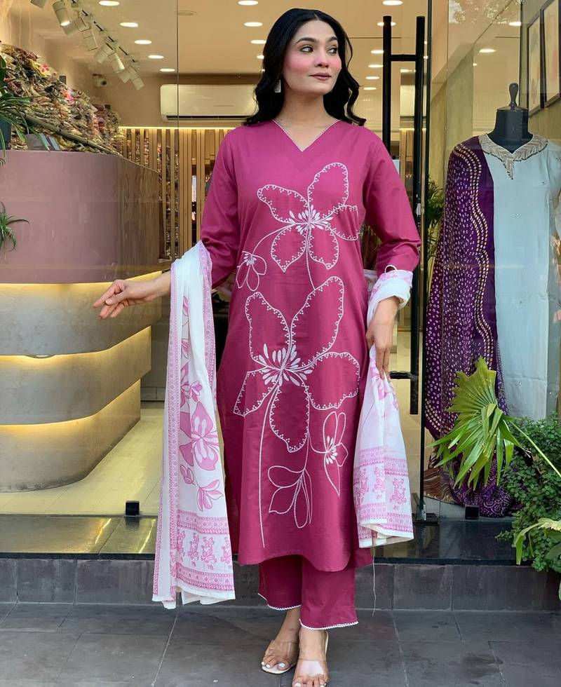 Pink color smart and trendy viscose chanderi color casual kurta set