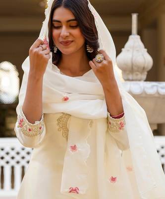 White color japan satin embroidery ceremonial suit 3