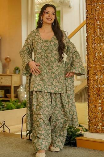 Graceful green color cotton silk fabric designer printed readymade partywear suit
