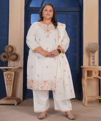 White color smart embroidered plus size kurta set for smart looks 4