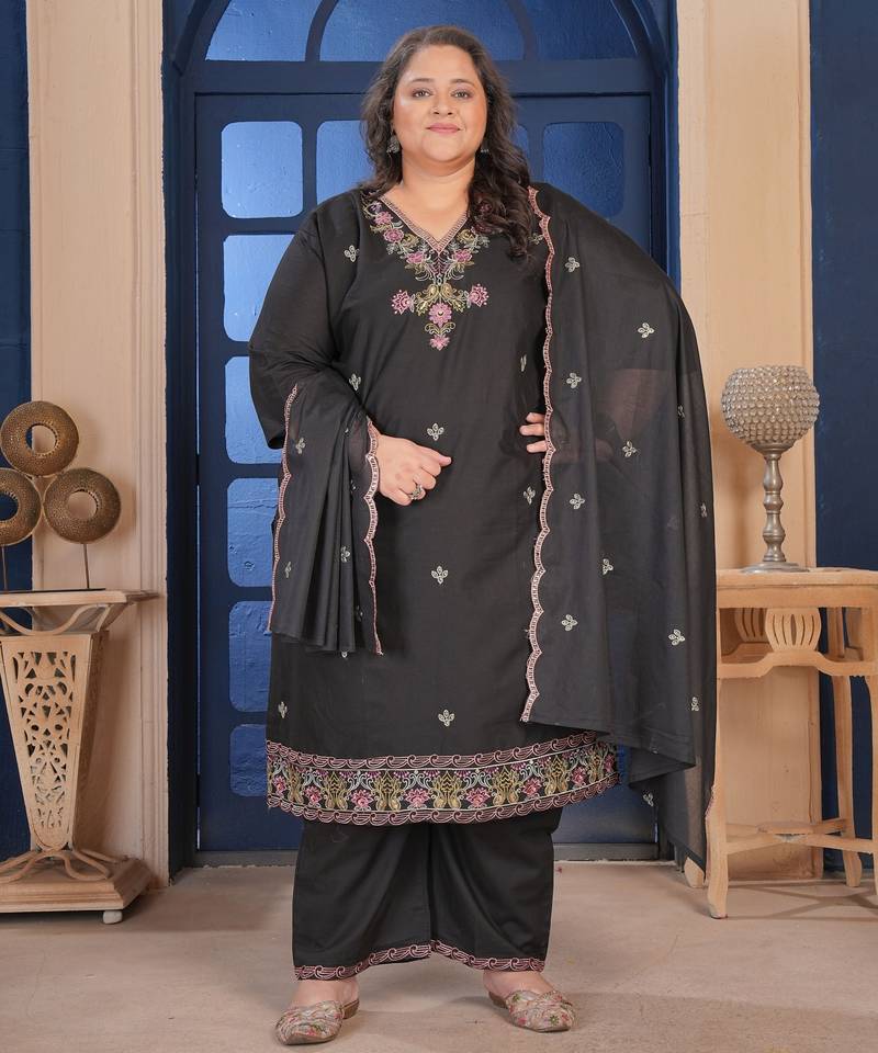 Black color smart embroidered plus size kurta set for smart girlie looks