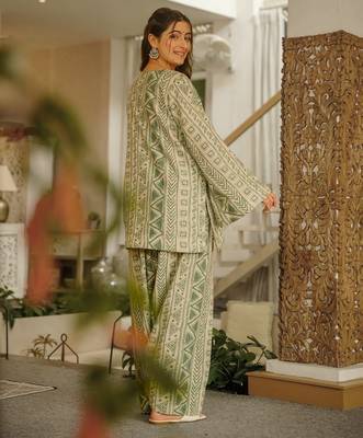 Green color cambric cotton digital printed stylish kurta set 2