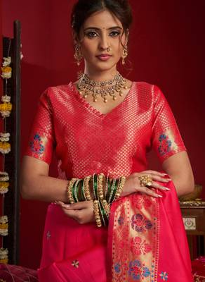 Pink woven paithani silk saree with blouse 5