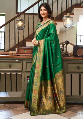 Green woven paithani silk saree with blouse 3