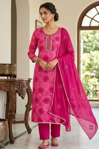 Pink color maslin fabric stylish partywear salwar kameez