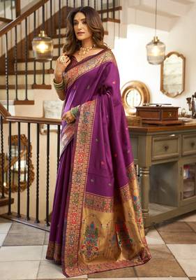 Purple woven paithani silk saree with blouse 3