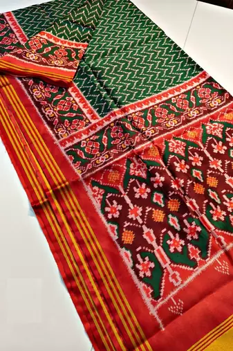 Green Color Lagadi Patta and weaved zari border Work Silk Patola Saree