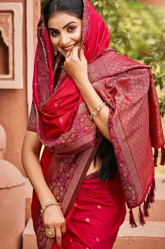 Pink smart and ethnic woven soft silk blend saree