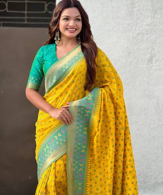 Yellow woven meenakari ikkat patola silk blend saree 3