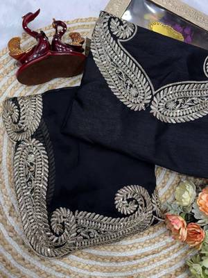 Black silk blend saree with heavy gold scalloped embroidery 2