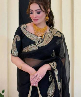 Black silk blend saree with heavy gold scalloped embroidery 5