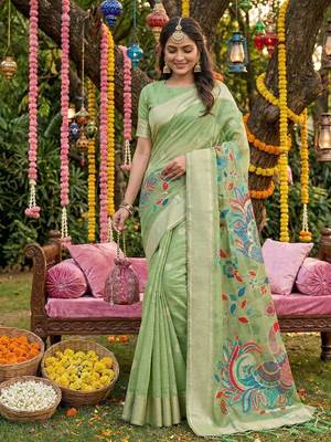 Green linen cotton graceful ethnic saree 3