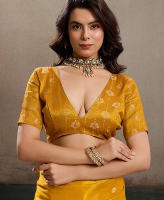 Mustard tissue silk blend woven partywear saree 5