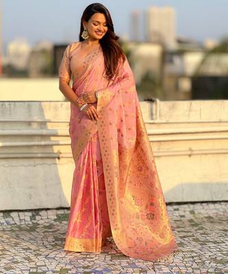 Pink kora silk blend woven leheria saree 4