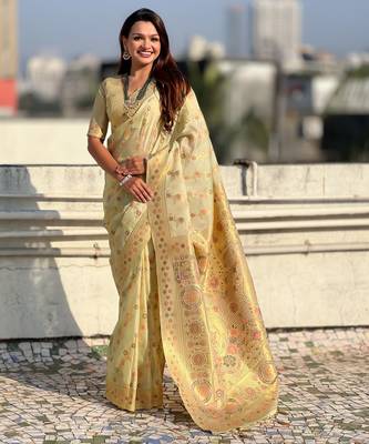Pista kora silk blend woven leheria saree 1