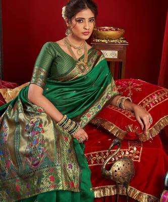 Green woven paithani silk saree with blouse 3
