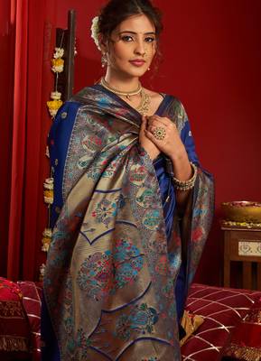 Blue woven paithani silk saree with blouse 4