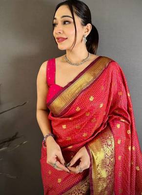 Rani Pink Color weaving butti work  tissue saree 3