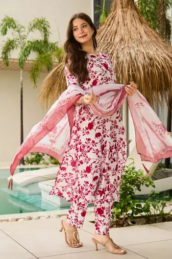 white silk blend printed kurta sets