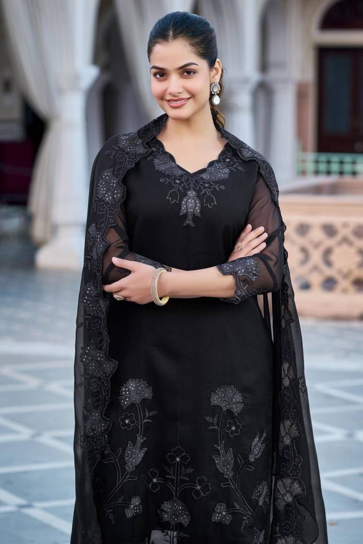 black georgette embroidered kurta sets