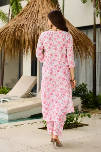 white silk blend printed kurta sets
