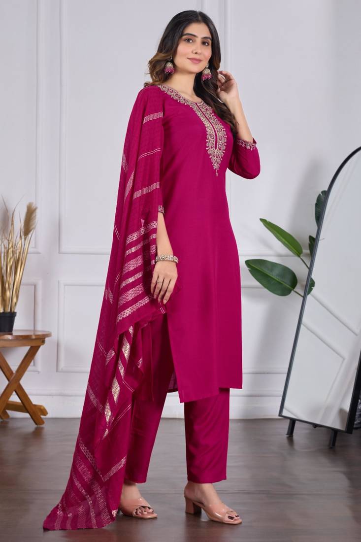 magenta rayon embroidered kurta sets