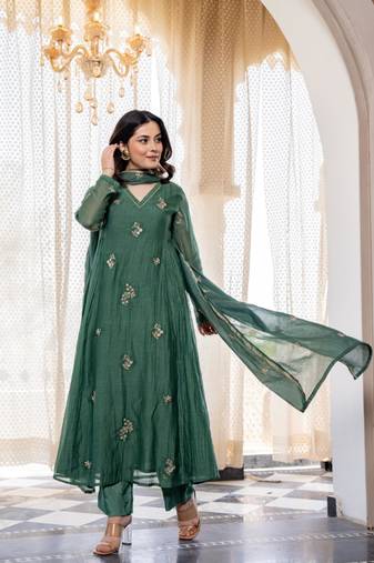 dark green chanderi silk embroidered kurta sets