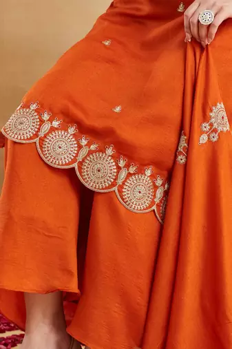 orange silk blend embroidered kurta sets