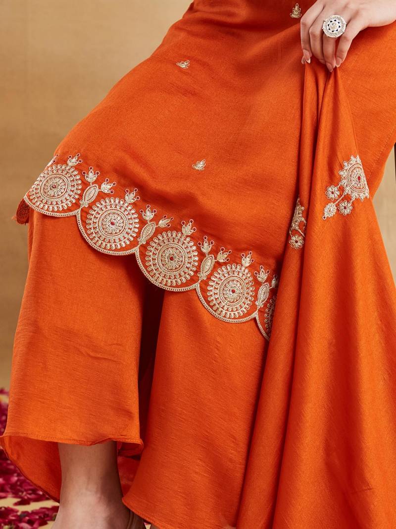 orange silk blend embroidered kurta sets