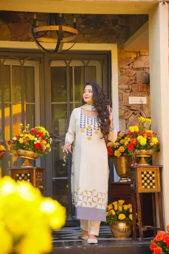 off white muslin printed kurta sets