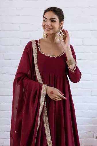 maroon chanderi silk embroidered kurta sets