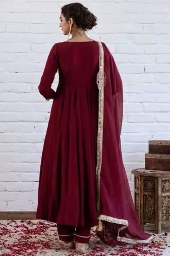 maroon chanderi silk embroidered kurta sets