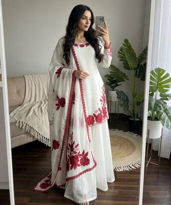 white silk blend embroidered kurta sets 1