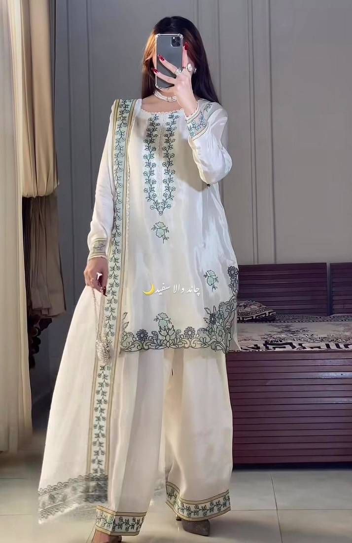 cream silk blend embroidered kurta sets