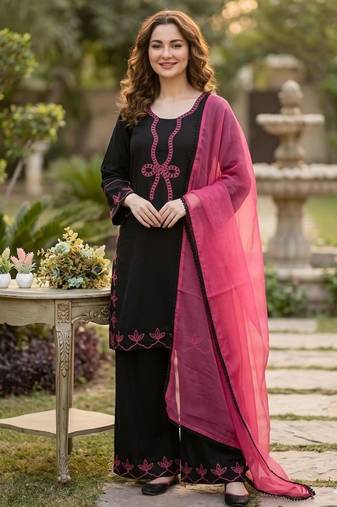 black rayon embroidered kurta sets