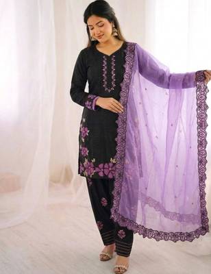 black silk blend embroidered kurta sets 4