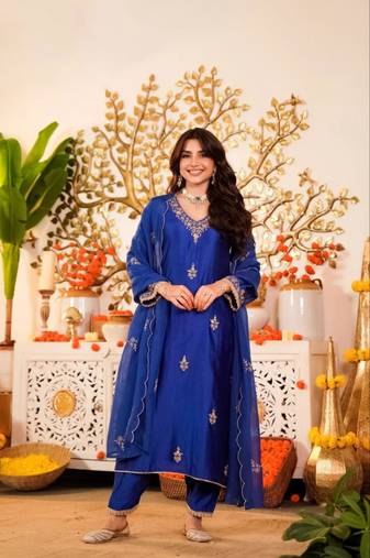 blue viscose embroidered kurta sets