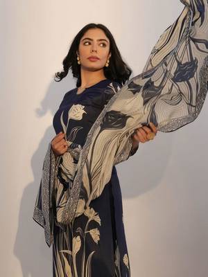 navy blue silk blend printed kurta sets 3
