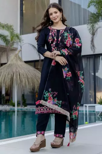 black chinon  kurta sets
