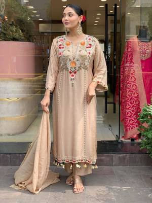 peach chanderi silk embroidered kurta sets 1