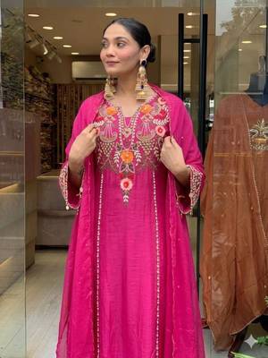 rani pink chanderi silk embroidered kurta sets 3