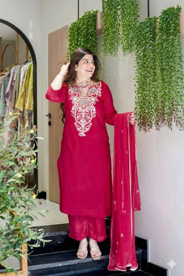 PINK silk blend embroidered kurta sets