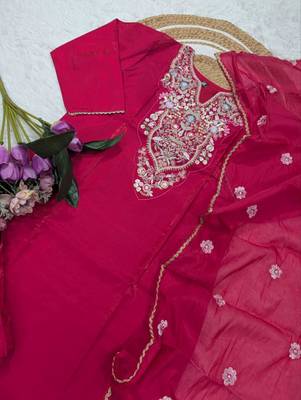 PINK silk blend embroidered kurta sets 4