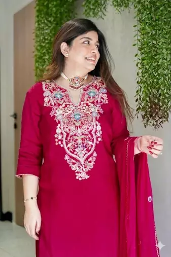 PINK silk blend embroidered kurta sets