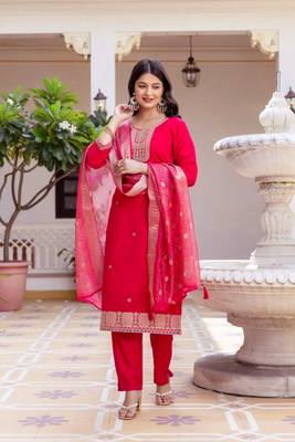 red chanderi embroidered kurta sets 2