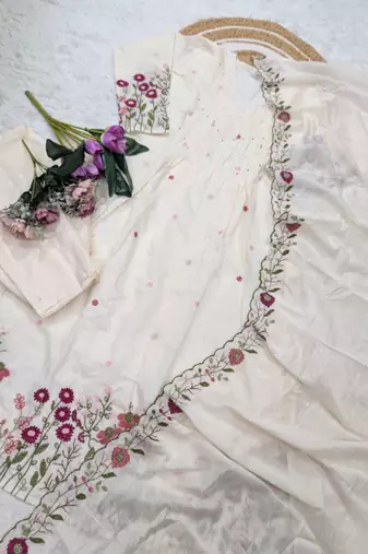 white chanderi silk embroidered kurta sets