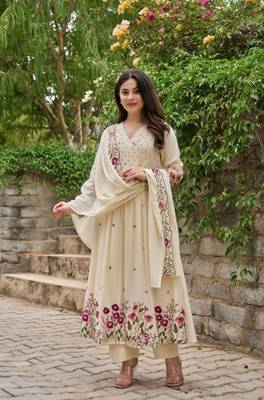white chanderi silk embroidered kurta sets 1