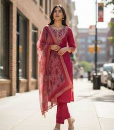 red chanderi embroidered kurta sets