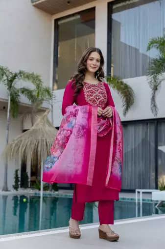 hot pink chanderi embroidered kurta sets