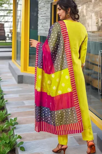 yellow silk blend embroidered kurta sets